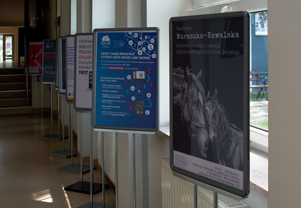 Fotorelacja z otwarcia wystawy w WBP w Kielcach.